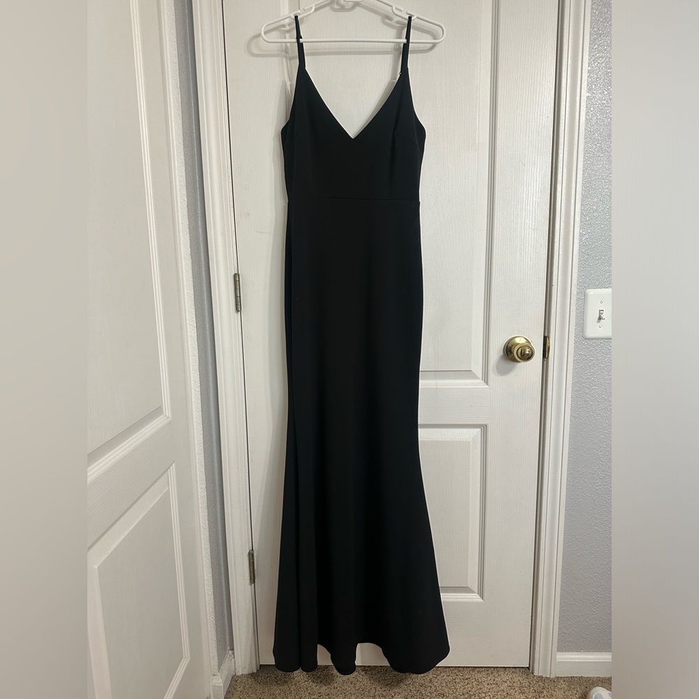 Lulu’s Black Dress